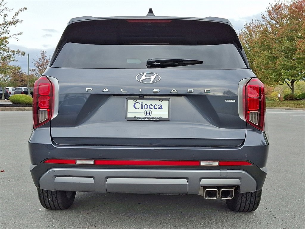 Used 2024 Hyundai Palisade Limited image 8