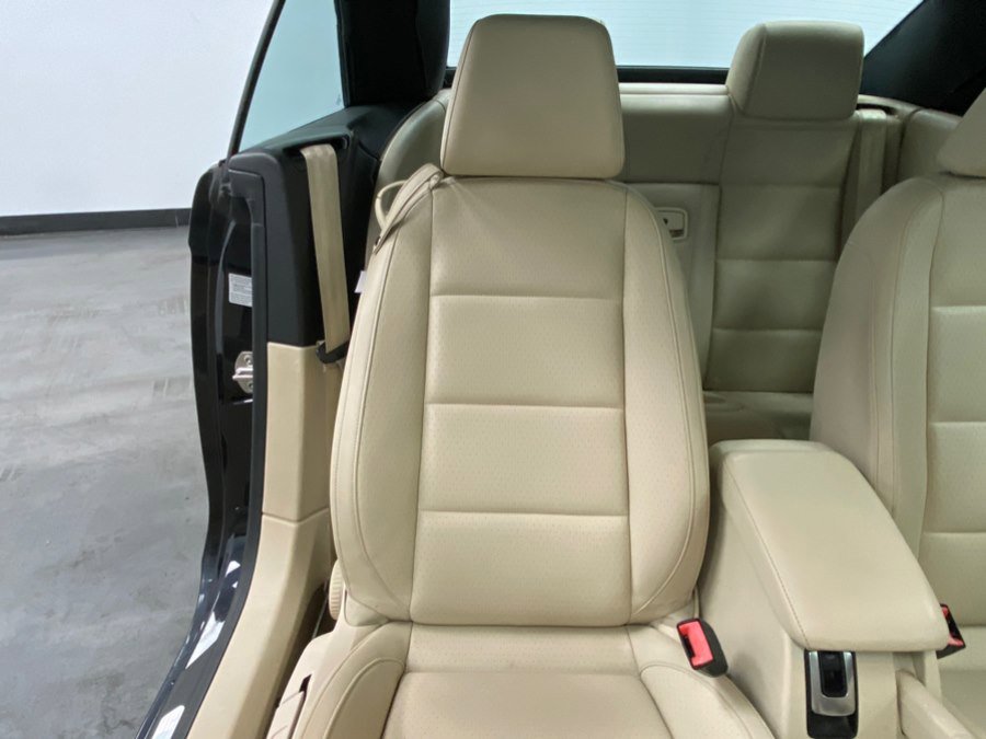 Used 2016 Volkswagen Eos Komfort FWD image 28