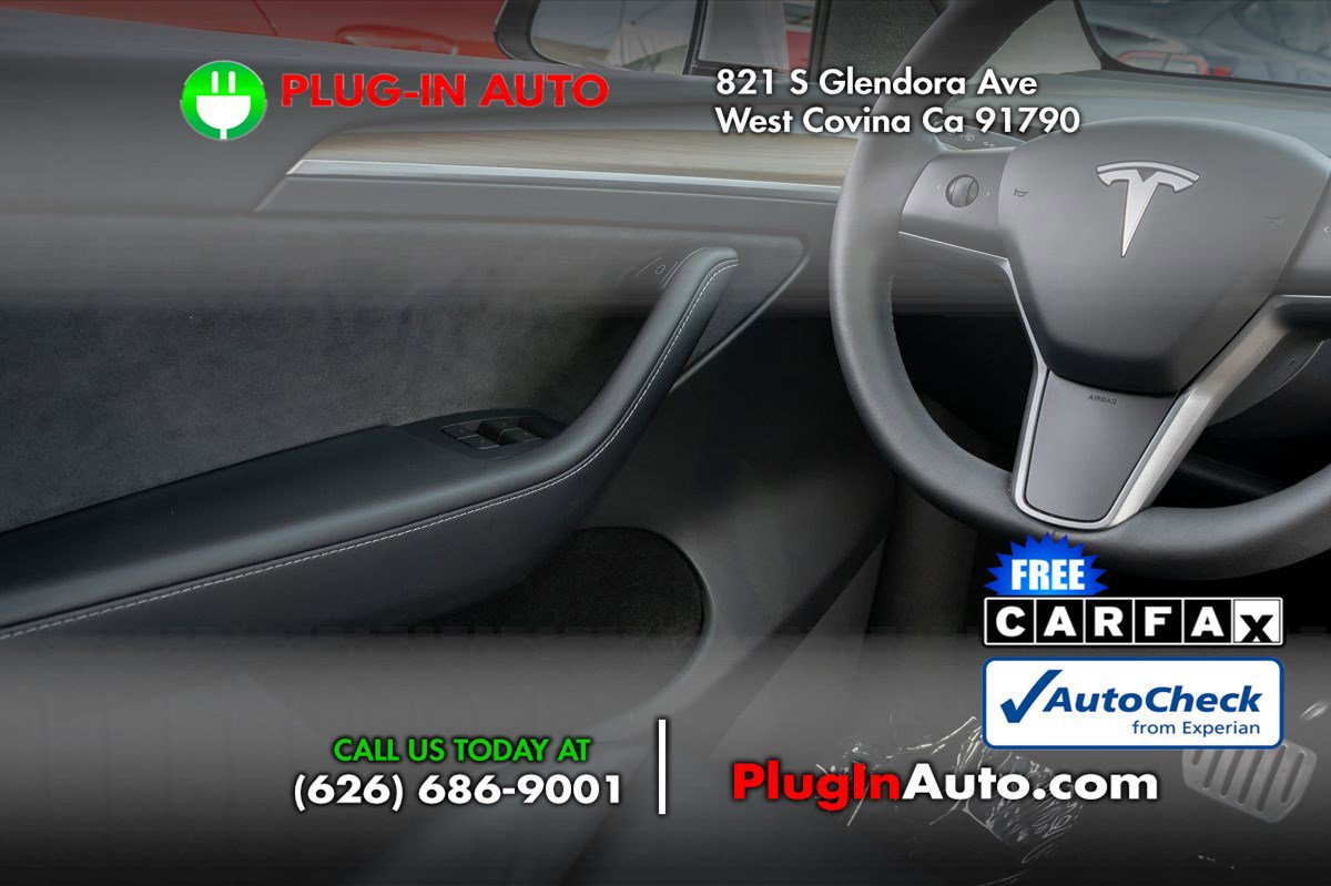 Used 2023 Tesla Model Y Performance image 15