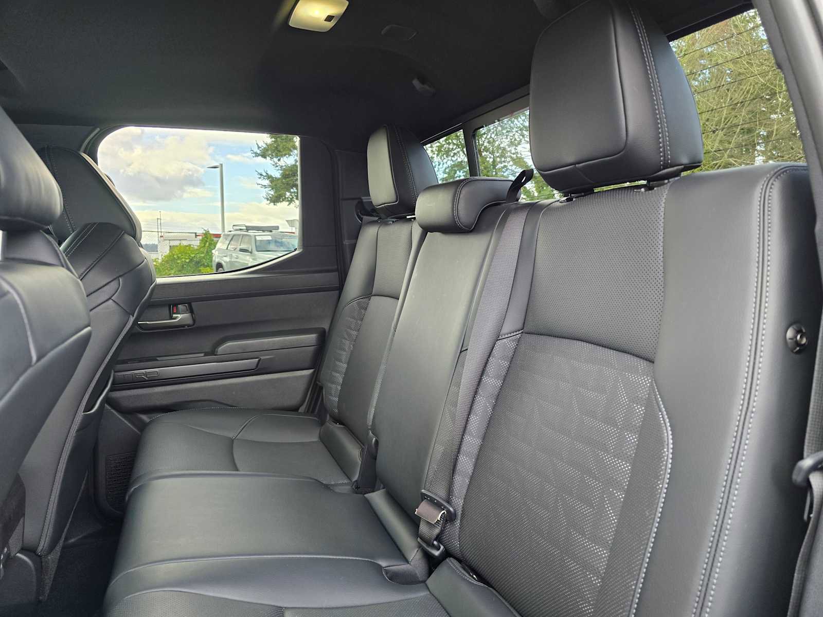 Used 2025 Toyota Tacoma TRD Off-Road w/ TRD Off Road Premium Package image 17