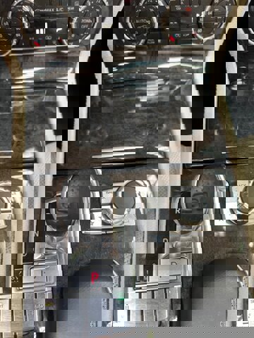 Used 2013 Mercedes-Benz SL 550 w/ Premium Pkg image 23