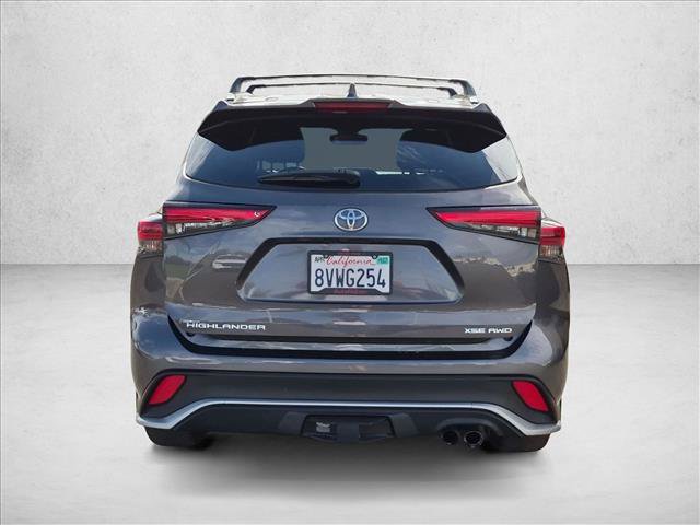 Used 2021 Toyota Highlander XSE AWD/4WD image 7
