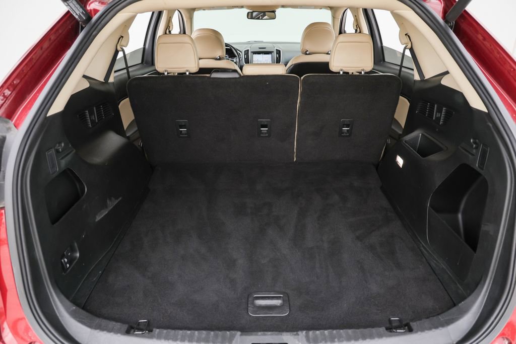 Used 2019 Ford Edge SEL w/ Equipment Group 201A FWD image 26