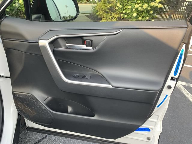 Used 2023 Toyota RAV4 XSE AWD/4WD image 13