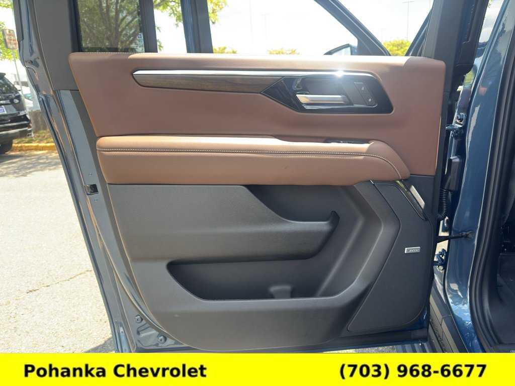 New 2026 Chevrolet Suburban High Country AWD/4WD image 27