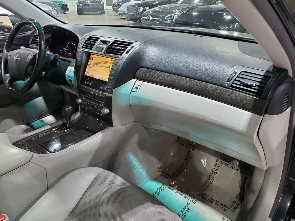 Used 2011 Lexus LS 460 AWD w/ Luxury Value Edition image 14