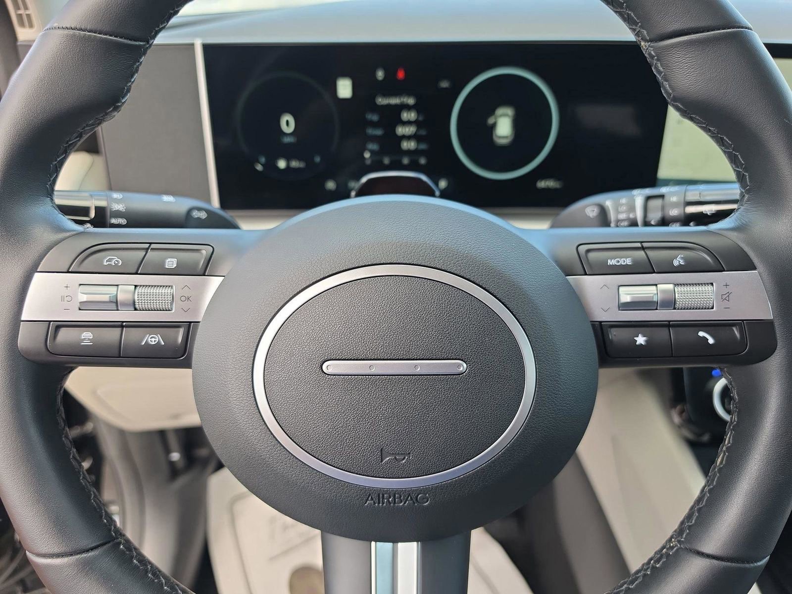 New 2025 Hyundai Tucson SEL image 36