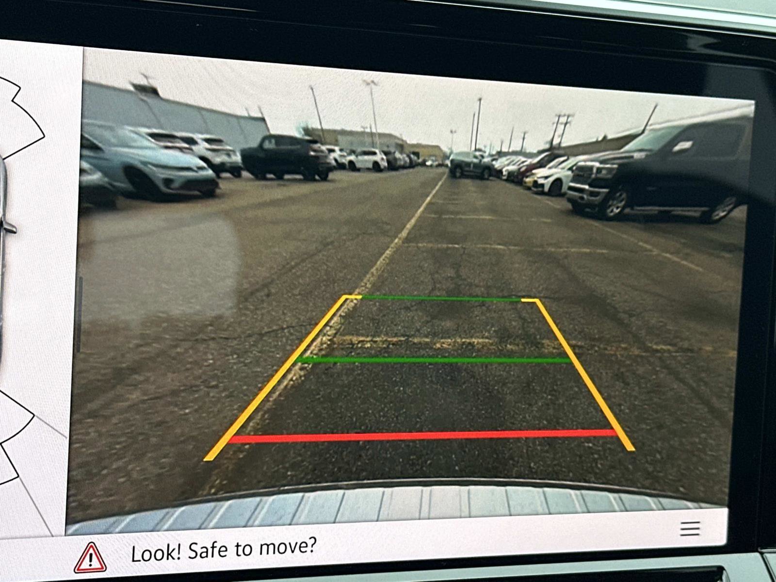 New 2026 Volkswagen Atlas SE image 28