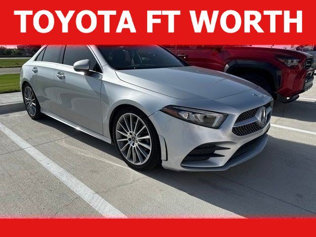 Used 2022 Mercedes-Benz A 220 image 1