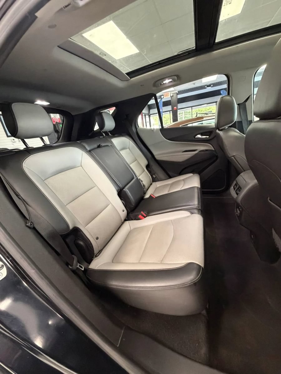 Used 2020 Chevrolet Equinox Premier FWD image 17