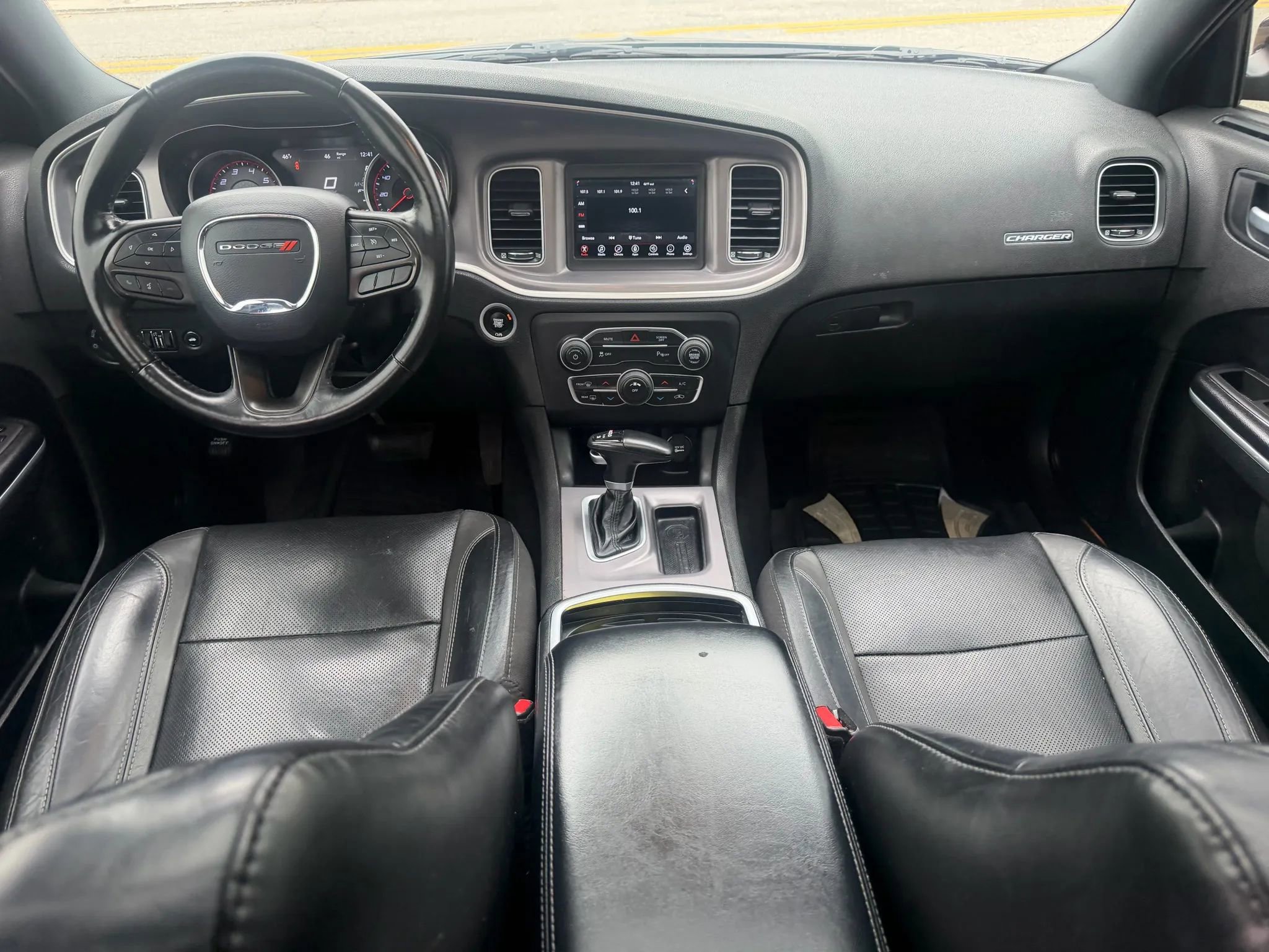 Used 2022 Dodge Charger SXT w/ Leather Interior Group RWD image 30