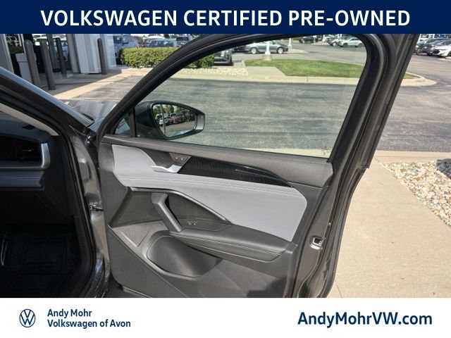 Used 2026 Volkswagen Tiguan SE AWD/4WD image 18