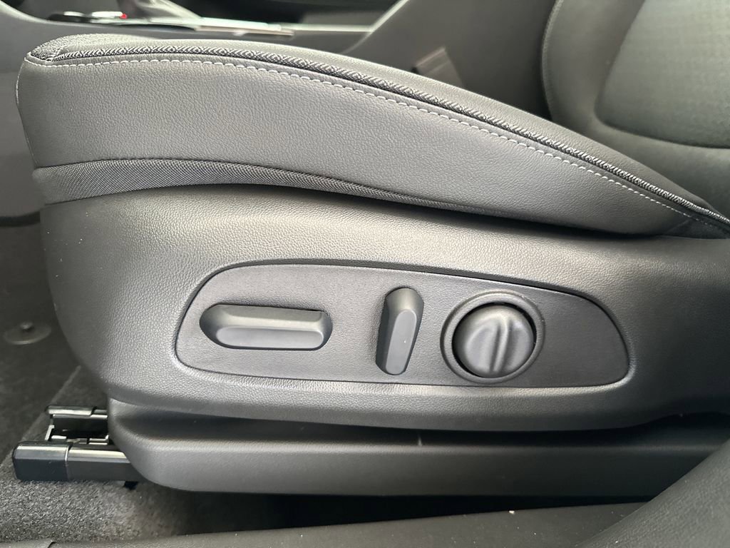 New 2026 Buick Encore GX Preferred w/ Comfort Package FWD image 14