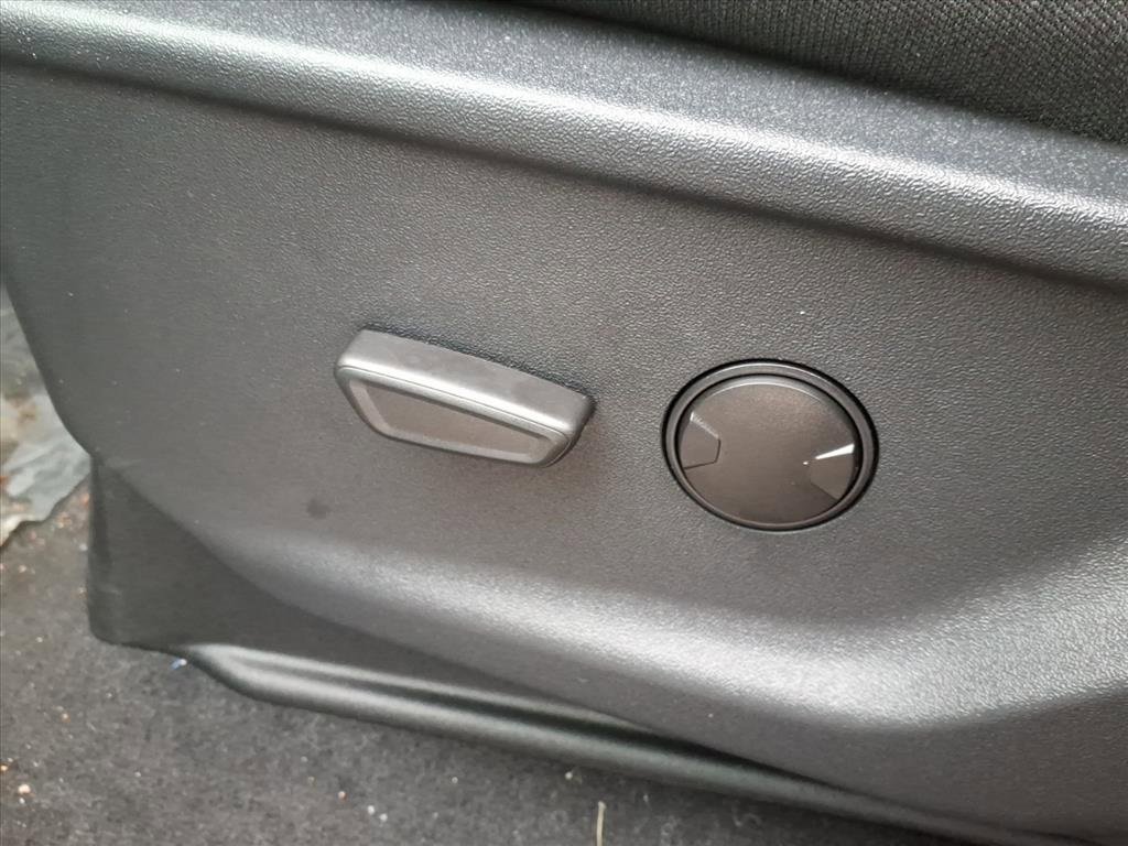 New 2026 Ford F350 XLT w/ XLT Premium Package image 19