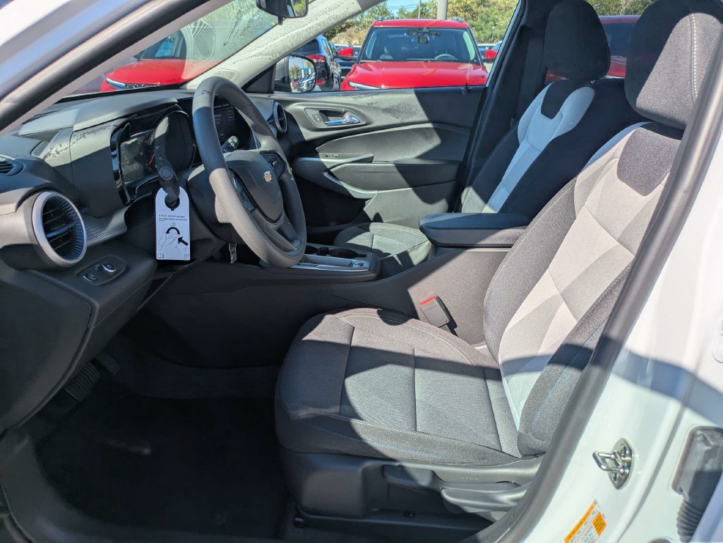 New 2026 Chevrolet Trax LS FWD image 20