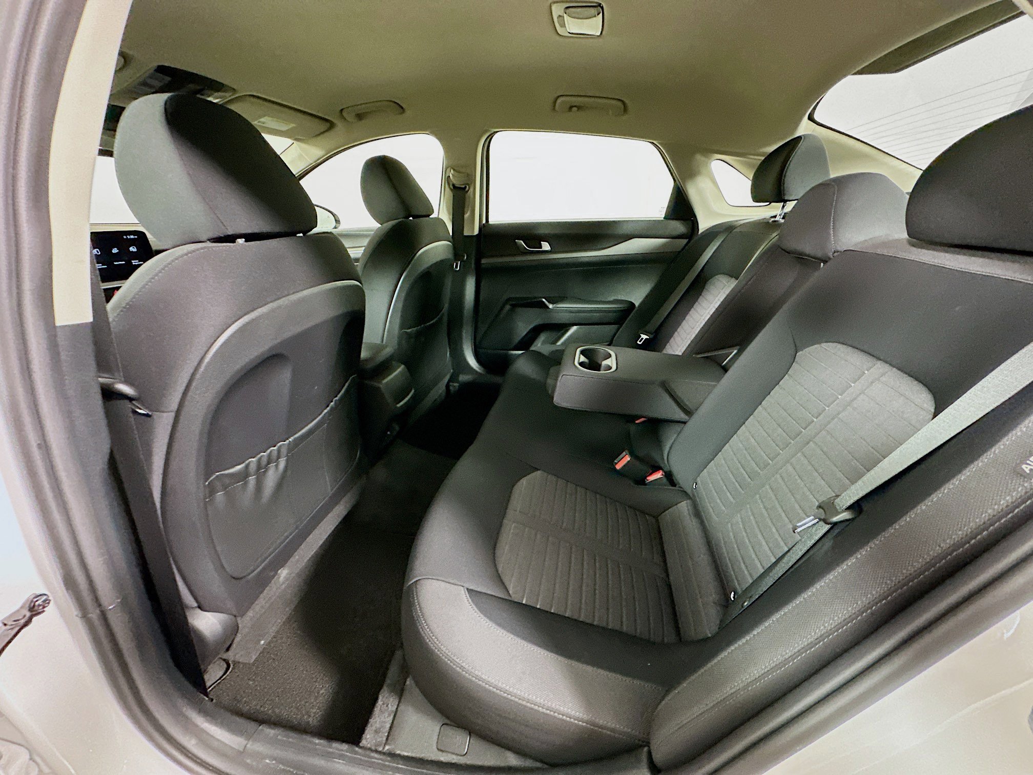 Used 2025 Kia K5 LXS FWD image 26