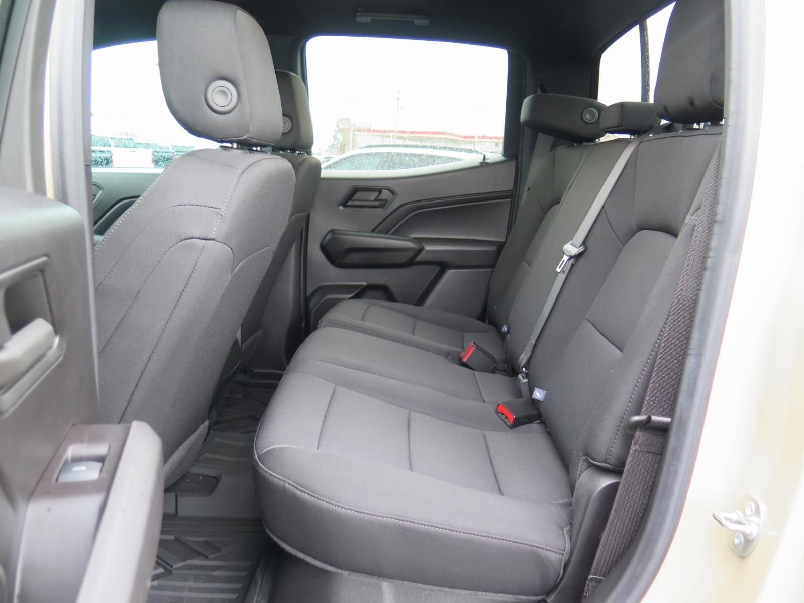 Used 2024 Chevrolet Colorado Trail Boss w/ Technology Package image 16