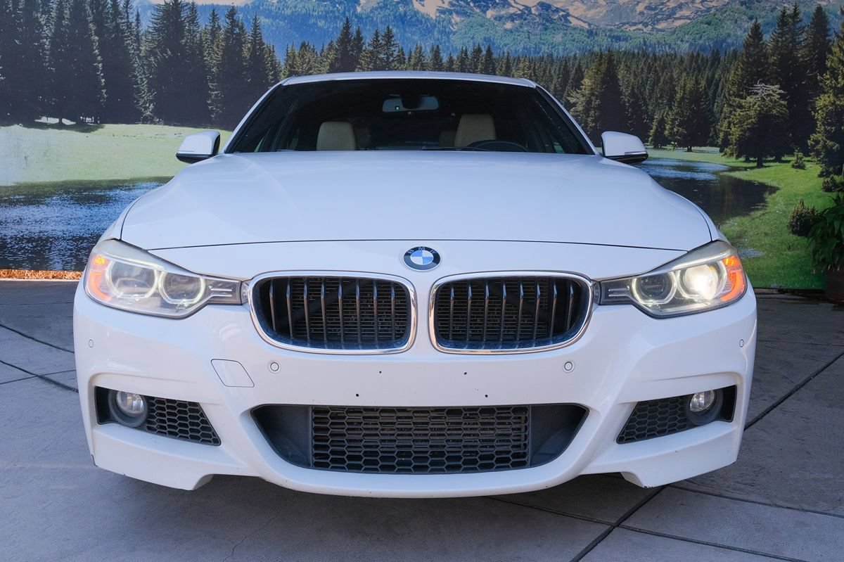 Used 2015 BMW 335i Sedan RWD image 2