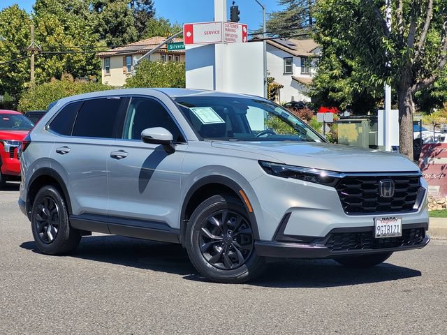 Used 2023 Honda CR-V LX image 2