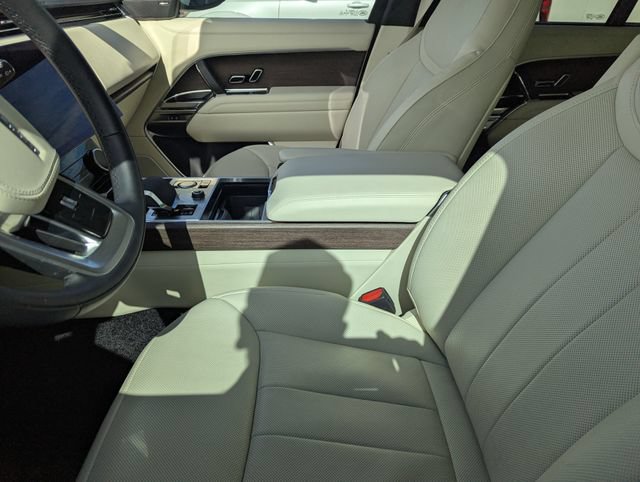 Used 2023 Land Rover Range Rover SE AWD/4WD image 11