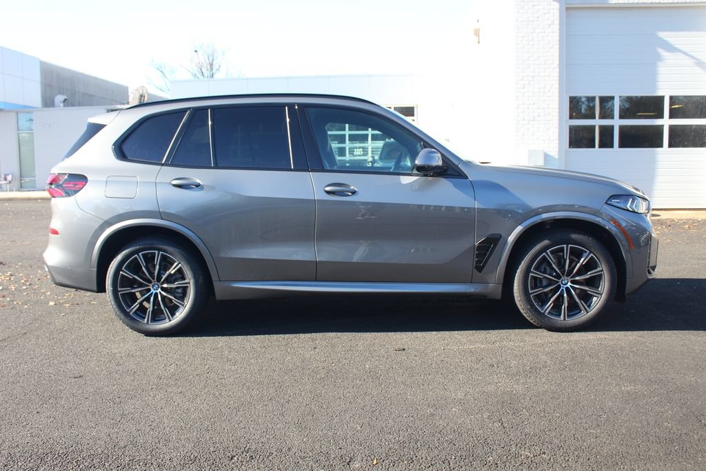 New 2026 BMW X5 xDrive40i w/ Executive Package AWD/4WD image 10