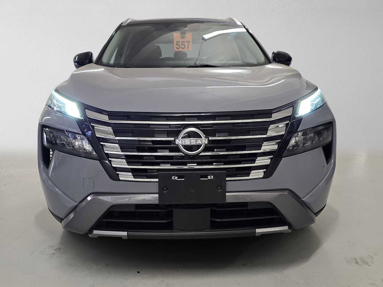 Used 2024 Nissan Rogue SL w/ SL Premium Package FWD image 8