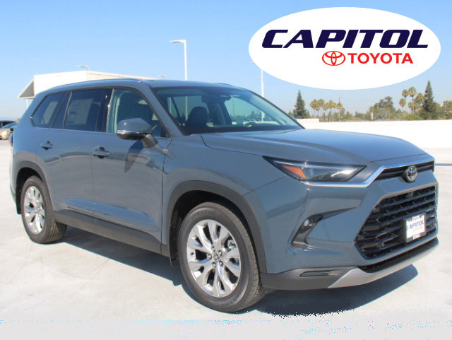 New 2025 Toyota Grand Highlander AWD image 1