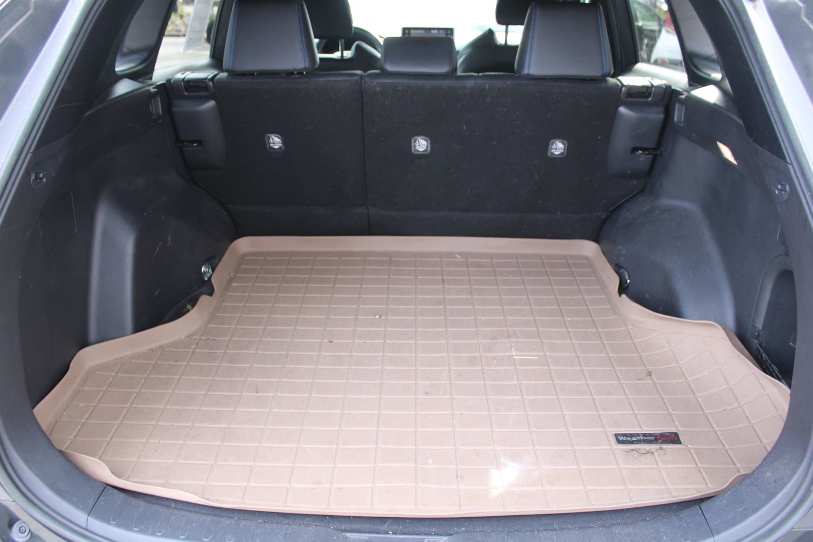 Used 2019 Toyota RAV4 XSE w/ XSE Weather Package image 10