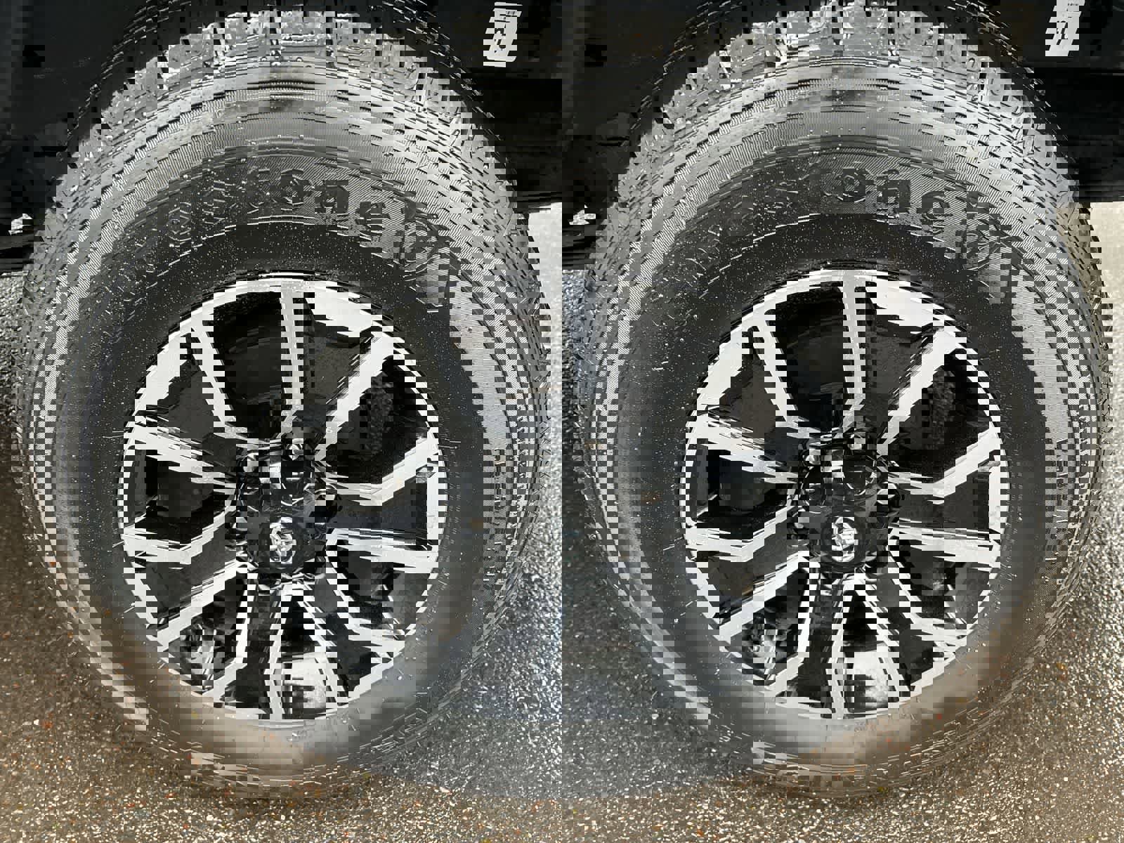 Used 2023 Toyota Tacoma TRD Sport w/ TRD Premium Sport Package image 4