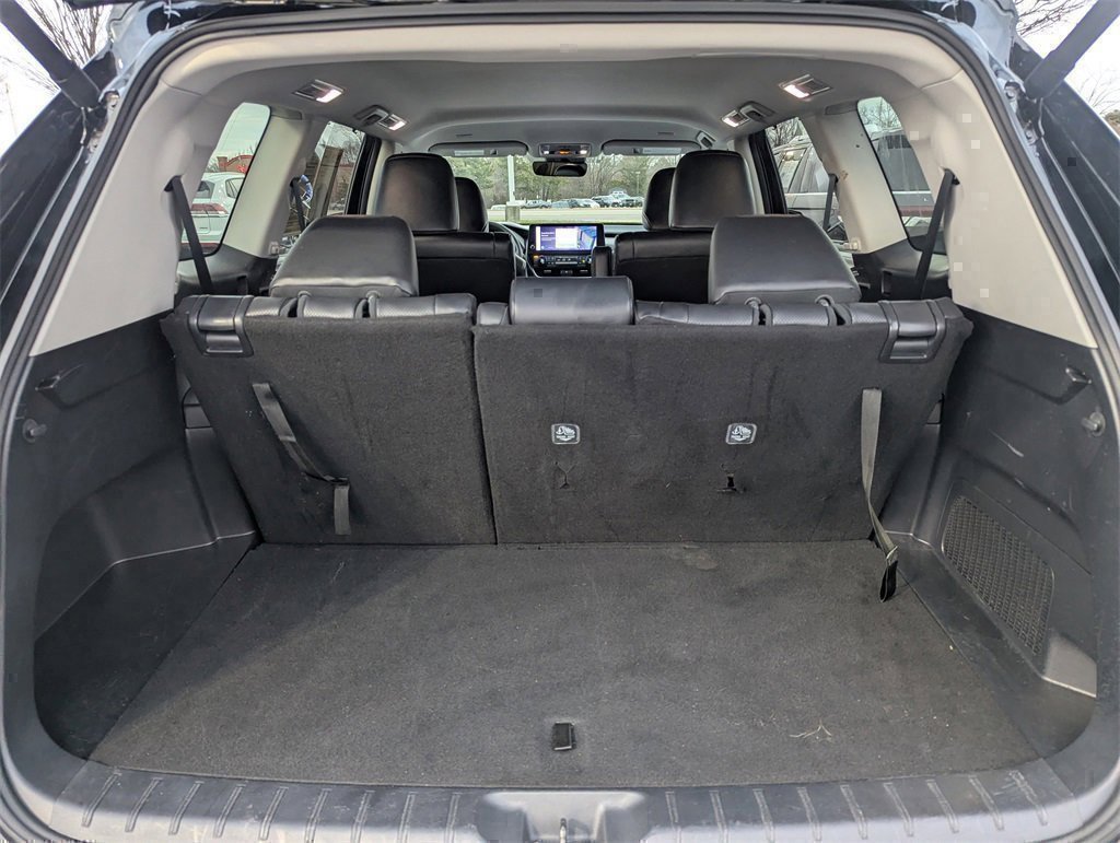 Used 2025 Toyota Grand Highlander AWD image 17