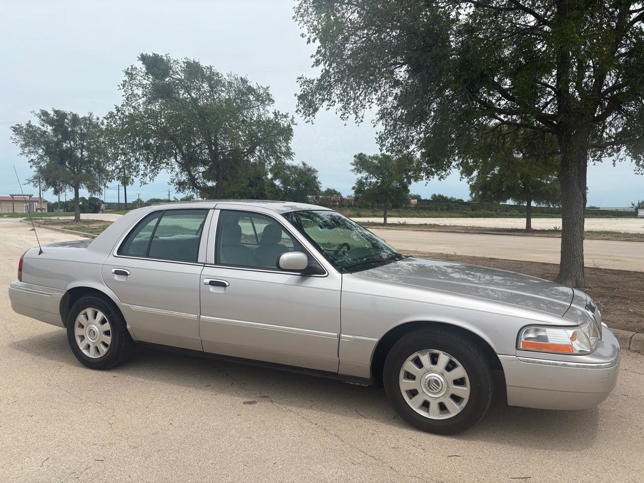 Used 2005 Mercury Grand Marquis LS RWD image 56