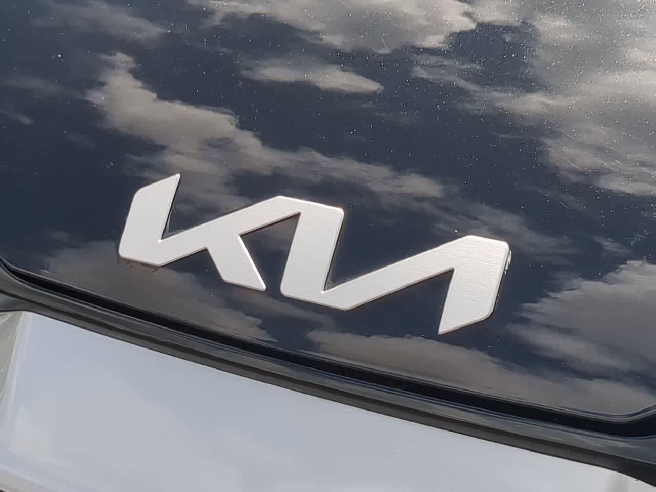 Used 2023 Kia Sportage EX AWD/4WD image 11