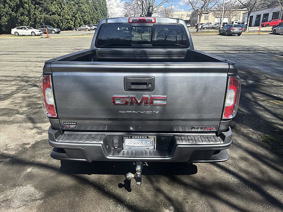 Used 2022 GMC Canyon AT4 image 22