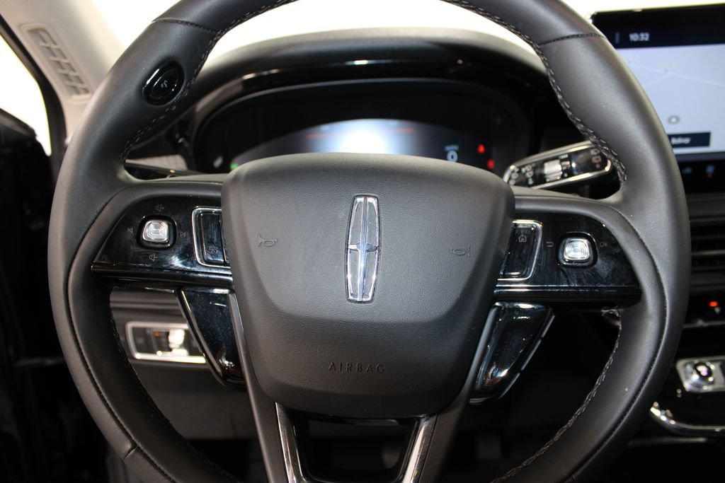Used 2024 Lincoln Corsair FWD image 34