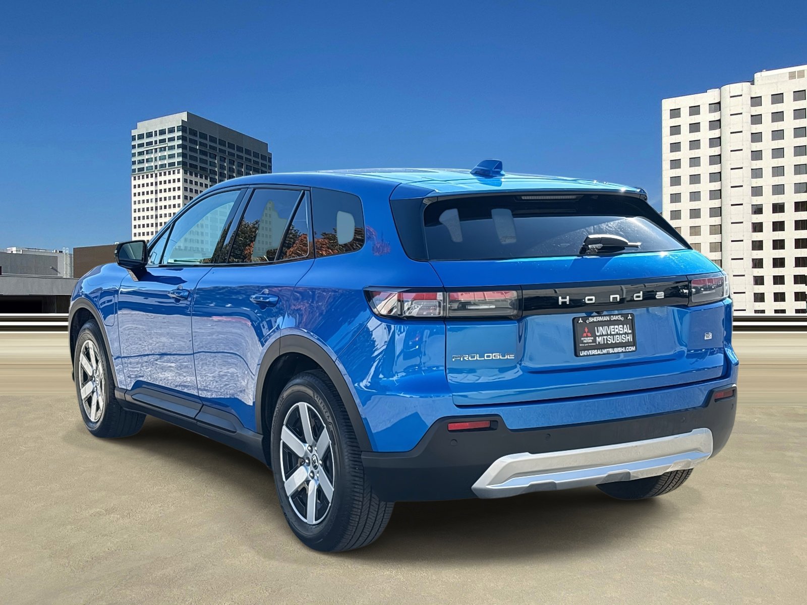 Used 2024 Honda Prologue EX image 3