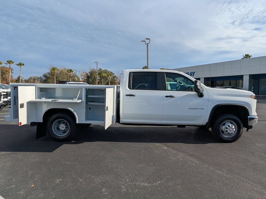 Used 2026 Chevrolet Silverado 3500 W/T w/ WT Convenience Package AWD/4WD image 4