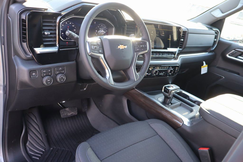 New 2026 Chevrolet Silverado 1500 LT w/ All Star Edition Plus image 6