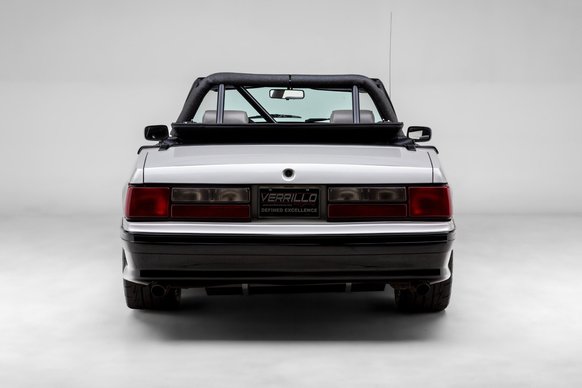 Used 1990 Ford Mustang GT RWD image 5