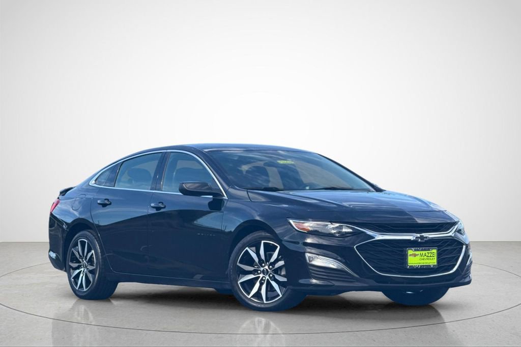 Used 2025 Chevrolet Malibu RS image 2