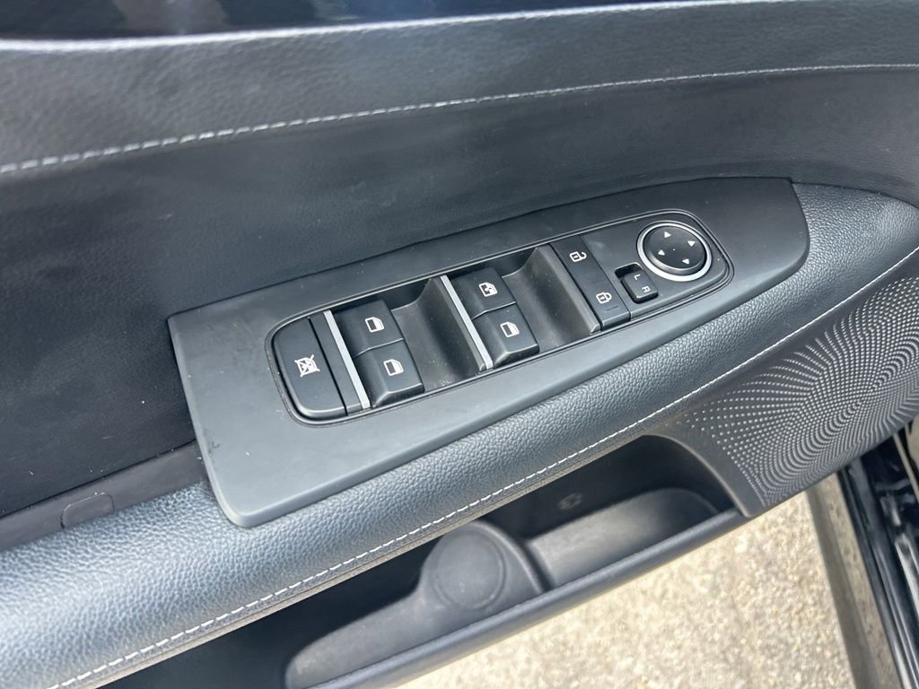 Used 2023 Kia Forte GT-Line image 30