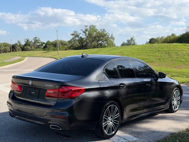Used 2018 BMW 530i w/ M Sport Package RWD image 5