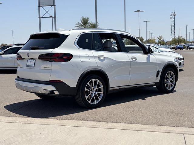 Certified 2024 BMW X5 xDrive40i w/ Premium Package AWD/4WD image 7