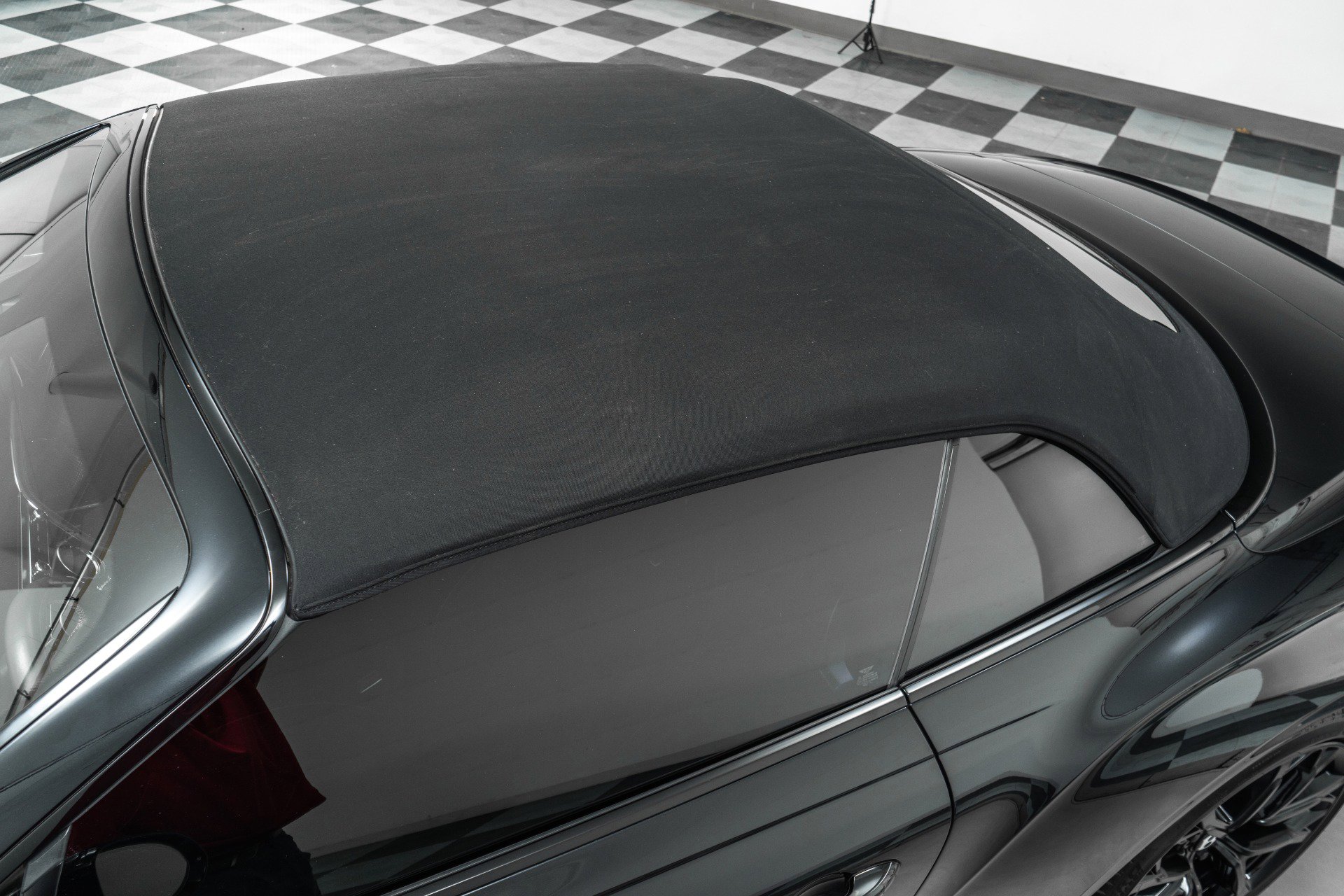 Used 2023 Bentley Continental GT V8 image 41