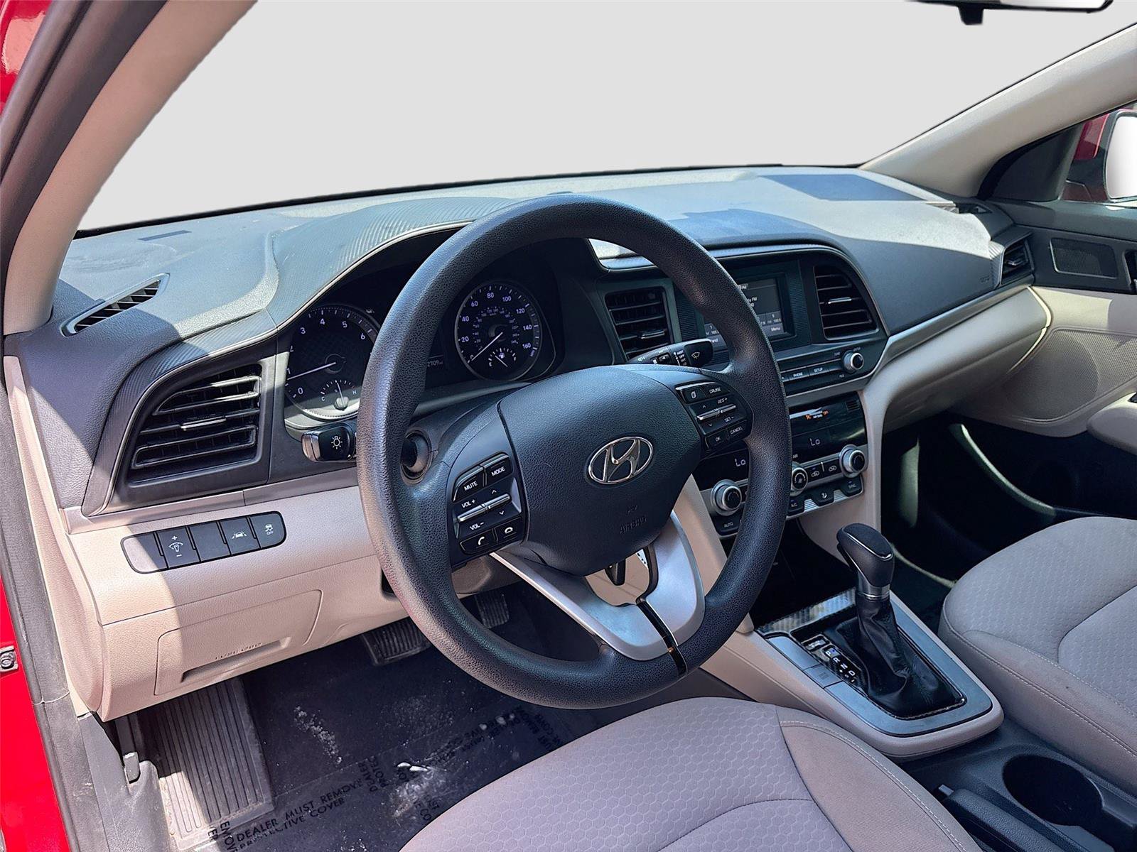 Used 2020 Hyundai Elantra SE FWD image 9