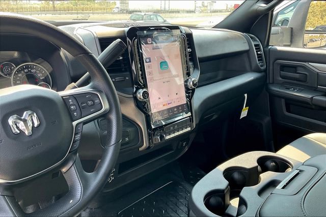 New 2025 RAM 3500 Tradesman AWD/4WD image 4