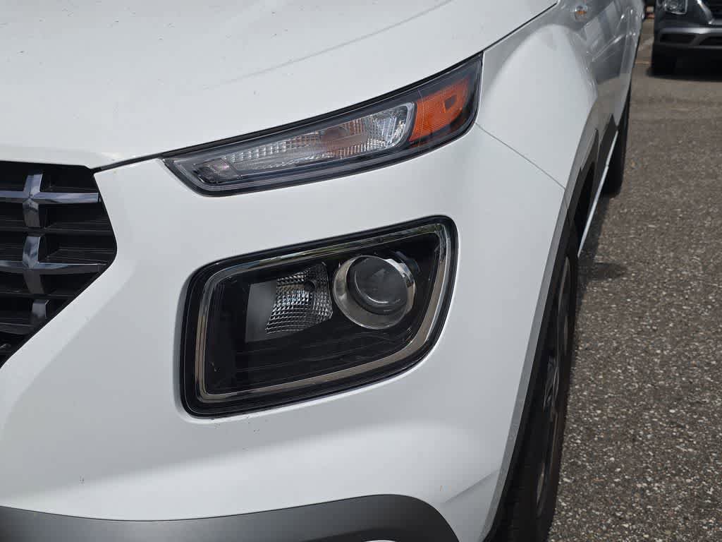 New 2026 Hyundai Venue SEL FWD image 11