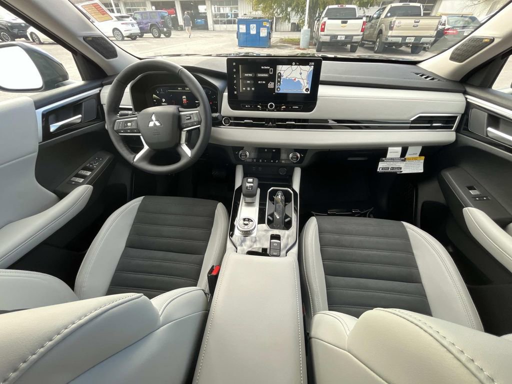 New 2026 Mitsubishi Outlander SE AWD/4WD image 18