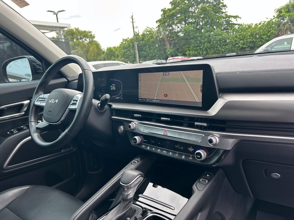 Used 2025 Kia Telluride S FWD image 25