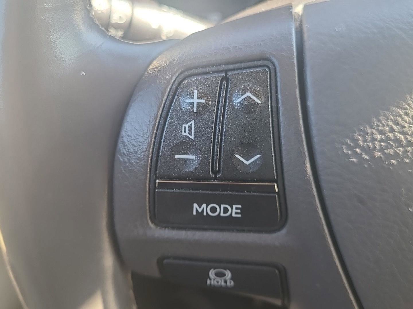 Used 2016 Lexus LS 460 image 21