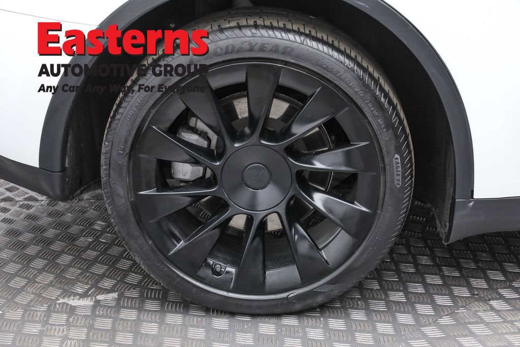 Used 2023 Tesla Model Y Long Range image 27